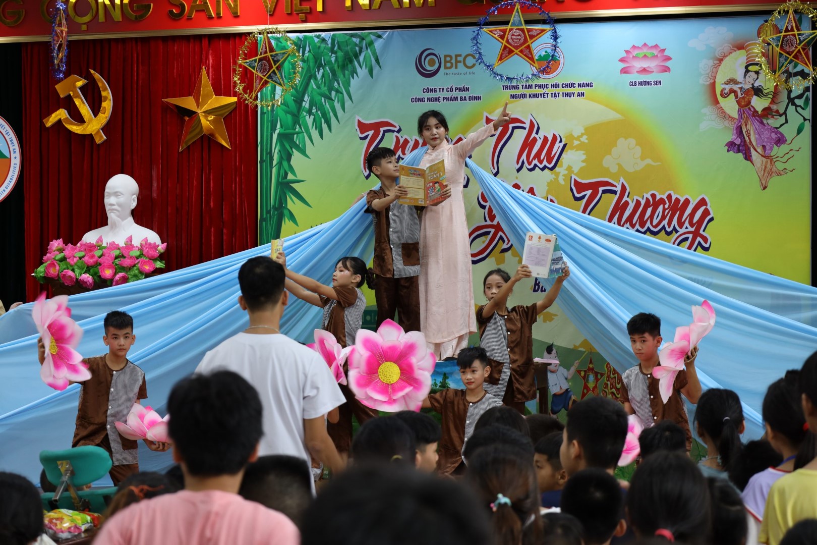 Màn trình diễn đặc biệt từ các em