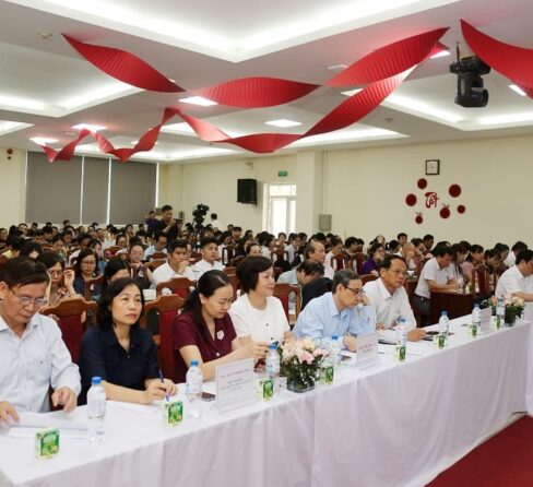 Chuyển đổi số trong An toàn thực phẩm: Kết nối tri thức, Doanh nghiệp và Trách nhiệm cộng đồng