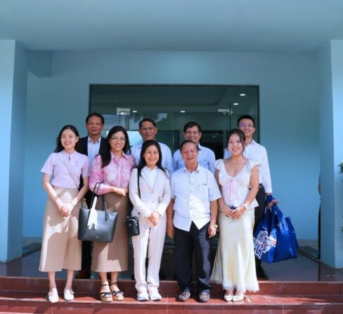 VINAFOSA THĂM VÀ LÀM VIỆC VỚI CÔNG TY CỔ PHẦN NƯỚC KHOÁNG KHÁNH HÒA, MỞ RỘNG HỢP TÁC KHOA HỌC VÀ AN TOÀN THỰC PHẨM