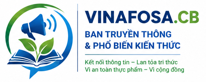 Ngày 21/7/2026, Đoàn công tác của Hội Khoa học kỹ thuật an toàn thực phẩm Việt Nam (VINAFOSA) đã đến thăm và làm việc với Viện Công nghiệp Thực phẩm (FIRI) trực thuộc Bộ Công Thương nhằm tăng cường kết nối, thúc đẩy hợp tác trong nghiên cứu, ứng dụng khoa học công nghệ và bảo đảm an toàn thực phẩm. Đoàn công tác VINAFOSA do TS. Lê Văn Giang, Chủ tịch Hội, dẫn đầu. Tham gia đoàn còn có ThS.BS. Nguyễn Văn Nhiên, TS. Lê Việt Nga, ThS. Tạ Quang Hòa - các Phó Chủ tịch Hội, cùng TS. Nguyễn Ánh Nguyệt và đại diện Văn phòng, các ban chuyên môn của Hội. Đón tiếp đoàn công tác, về phía Viện Công nghiệp Thực phẩm có PGS.TS. Vũ Nguyên Thành, Viện trưởng; TS. Vũ Đức Chiến, Trưởng phòng Kế hoạch Khoa học và Hợp tác quốc tế cùng lãnh đạo các phòng, bộ môn và trung tâm trực thuộc Viện. VINAFOSA mong muốn mở rộng hợp tác với FIRI Tại buổi làm việc, đại diện VINAFOSA đã giới thiệu khái quát về quá trình hình thành, định hướng phát triển và các hoạt động trọng tâm của Hội, đồng thời bày tỏ mong muốn tăng cường hợp tác với các tổ chức khoa học và công nghệ hàng đầu trong lĩnh vực thực phẩm. Phát biểu tại buổi làm việc, TS. Lê Văn Giang đánh giá FIRI là đơn vị nghiên cứu đầu ngành của Bộ Công Thương trong lĩnh vực công nghệ thực phẩm, có nhiều đóng góp quan trọng trong nghiên cứu, chuyển giao công nghệ và hỗ trợ công tác quản lý nhà nước về an toàn thực phẩm. Theo Chủ tịch VINAFOSA, năng lực nghiên cứu chuyên sâu, hệ thống kiểm nghiệm đạt chuẩn cùng đội ngũ chuyên gia của FIRI là nền tảng quan trọng để hai đơn vị có thể phối hợp triển khai các hoạt động nghiên cứu, đào tạo, tư vấn và chuyển giao công nghệ, góp phần nâng cao chất lượng và bảo đảm an toàn thực phẩm tại Việt Nam. Ảnh 1. Đoàn công tác VINAFOSA làm việc với lãnh đạo Viện Công nghiệp Thực phẩm (FIRI). FIRI - đơn vị nghiên cứu mạnh trong lĩnh vực công nghệ thực phẩm Trao đổi với đoàn công tác, PGS.TS. Vũ Nguyên Thành cho biết Viện Công nghiệp Thực phẩm được thành lập từ năm 1967, hiện hoạt động theo cơ chế tự chủ và là một trong những đơn vị nghiên cứu mạnh của cả nước trong lĩnh vực công nghệ chế biến thực phẩm và an toàn thực phẩm. Trong gần 60 năm xây dựng và phát triển, Viện đã triển khai nhiều đề tài, dự án khoa học cấp Nhà nước, đồng hành cùng doanh nghiệp trong nghiên cứu, ứng dụng và chuyển giao công nghệ vào sản xuất. Bên cạnh đó, FIRI còn được Bộ Công Thương giao thực hiện nhiều nhiệm vụ khoa học và công nghệ quan trọng, tham gia xây dựng các quy chuẩn kỹ thuật quốc gia về an toàn thực phẩm, góp phần hoàn thiện hệ thống quản lý chất lượng và bảo đảm an toàn thực phẩm tại Việt Nam. Ảnh 2. Lãnh đạo FIRI chia sẻ về quá trình phát triển và định hướng nghiên cứu của Viện. Thống nhất nhiều nội dung hợp tác Trên tinh thần cởi mở, xây dựng và cùng phát triển, VINAFOSA và FIRI đã thống nhất nhiều định hướng hợp tác trong thời gian tới. Hai bên sẽ phối hợp xây dựng và ký kết Biên bản ghi nhớ hợp tác (MOU); tăng cường kết nối đội ngũ chuyên gia, nhà khoa học trong lĩnh vực công nghệ thực phẩm và an toàn thực phẩm tham gia các hoạt động chuyên môn của VINAFOSA; đồng thời phối hợp tổ chức các hội thảo khoa học, chương trình đào tạo, nghiên cứu và chuyển giao công nghệ phục vụ doanh nghiệp và cộng đồng. Các bên cũng thống nhất phát huy thế mạnh của mỗi đơn vị nhằm thúc đẩy nghiên cứu khoa học, đổi mới công nghệ và nâng cao hiệu quả công tác bảo đảm an toàn thực phẩm trong bối cảnh hội nhập và phát triển. Ảnh 3. Hai bên trao đổi về các định hướng hợp tác trong thời gian tới. Thúc đẩy kết nối giữa giới khoa học và thực tiễn Chuyến thăm và làm việc giữa VINAFOSA và Viện Công nghiệp Thực phẩm không chỉ góp phần tăng cường mối quan hệ hợp tác giữa hai tổ chức khoa học và công nghệ mà còn mở ra nhiều cơ hội phối hợp trong nghiên cứu, đào tạo, tư vấn và phổ biến kiến thức về an toàn thực phẩm. Thông qua việc kết nối các nhà khoa học, cơ quan quản lý và cộng đồng doanh nghiệp, VINAFOSA tiếp tục khẳng định vai trò là cầu nối thúc đẩy hợp tác, lan tỏa tri thức khoa học và đồng hành cùng các tổ chức nghiên cứu trong mục tiêu nâng cao chất lượng, bảo đảm an toàn thực phẩm, góp phần phát triển bền vững ngành thực phẩm Việt Nam.